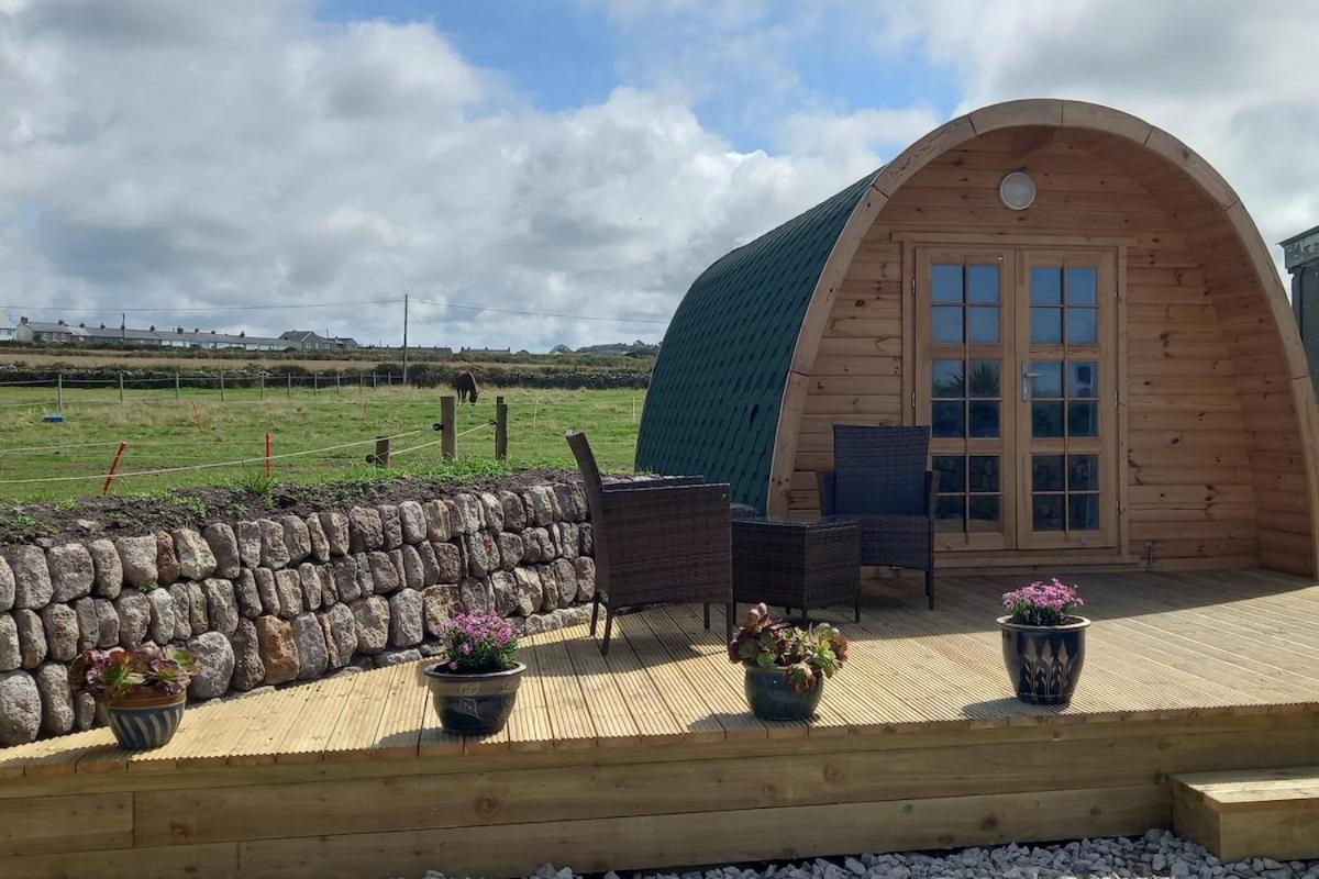 Cape Cornwall Pod With Vast Sea Views เซนต์จัสต์ ภายนอก รูปภาพ